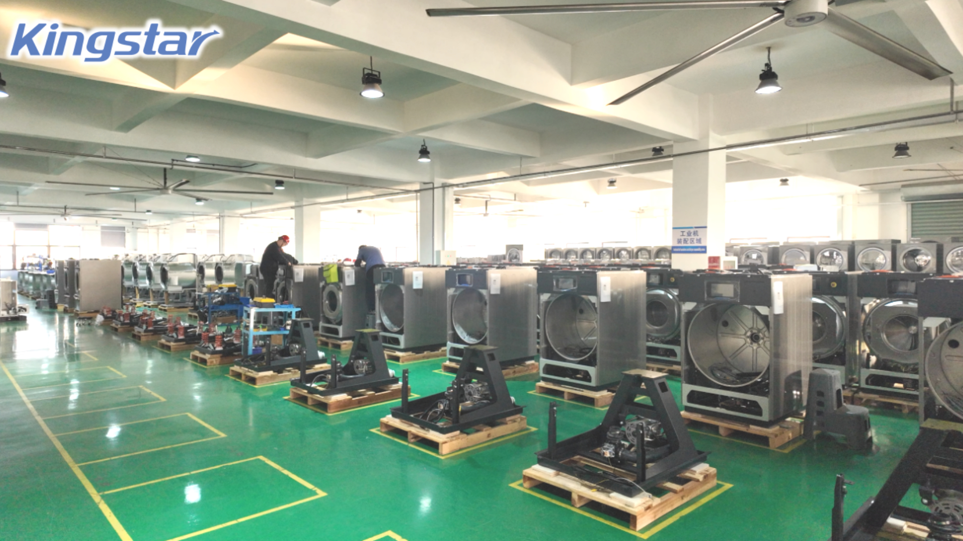 Fehérítőszerek választéka különböző szövetekhez a mosodákban